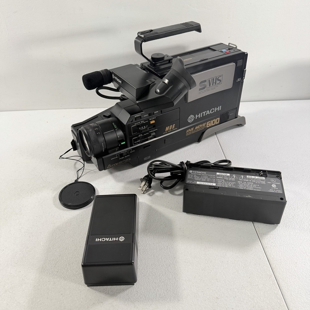 Hitachi VM-6100A S-VHS Camcorder Video Camera POWERS ON AS IS READ